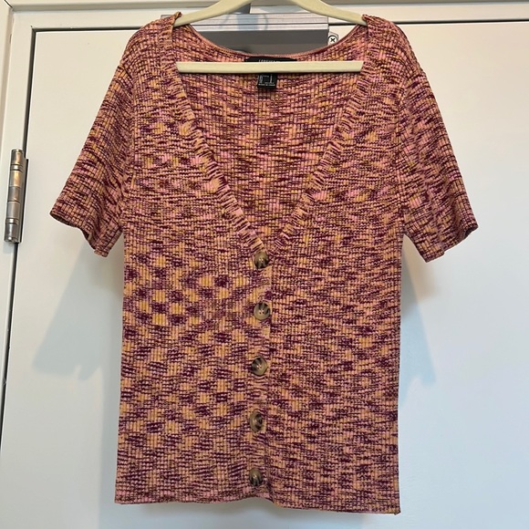 Forever 21 Button Down Top - Picture 1 of 3